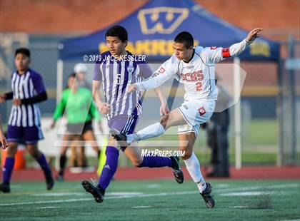 Thumbnail 2 in Cathedral vs. San Clemente (CIFSS D1 Final) photogallery.