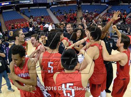 Thumbnail 2 in Harvard-Westlake vs. Palma (CIF State D4 Final) photogallery.