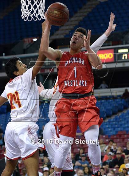 Thumbnail 3 in Harvard-Westlake vs. Palma (CIF State D4 Final) photogallery.