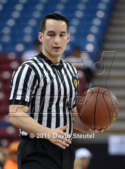 Thumbnail 2 in Harvard-Westlake vs. Palma (CIF State D4 Final) photogallery.