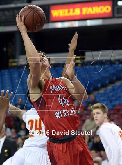 Thumbnail 3 in Harvard-Westlake vs. Palma (CIF State D4 Final) photogallery.
