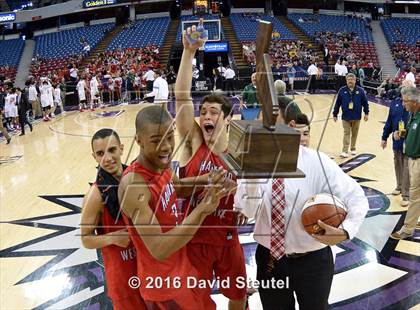 Thumbnail 1 in Harvard-Westlake vs. Palma (CIF State D4 Final) photogallery.