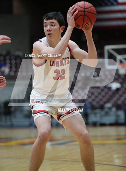 Thumbnail 2 in San Juan vs. Grantsville (UHSAA 3A Semifinal) photogallery.