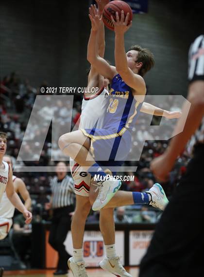 Thumbnail 2 in San Juan vs. Grantsville (UHSAA 3A Semifinal) photogallery.