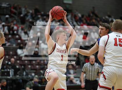 Thumbnail 3 in San Juan vs. Grantsville (UHSAA 3A Semifinal) photogallery.