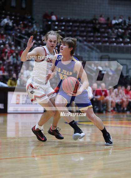 Thumbnail 3 in San Juan vs. Grantsville (UHSAA 3A Semifinal) photogallery.