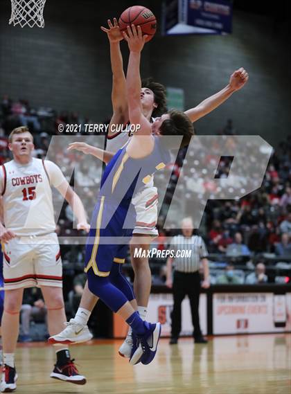 Thumbnail 2 in San Juan vs. Grantsville (UHSAA 3A Semifinal) photogallery.