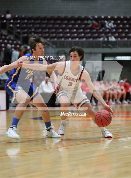 Thumbnail 1 in San Juan vs. Grantsville (UHSAA 3A Semifinal) photogallery.