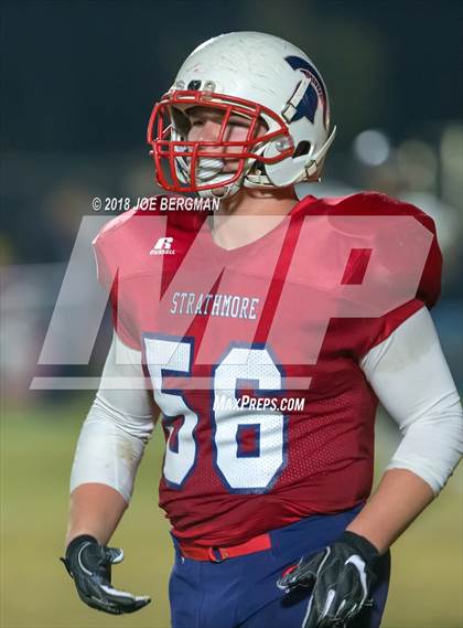 Thumbnail 2 in Strathmore vs. Sierra Pacific (CIF CS D6 Final) photogallery.