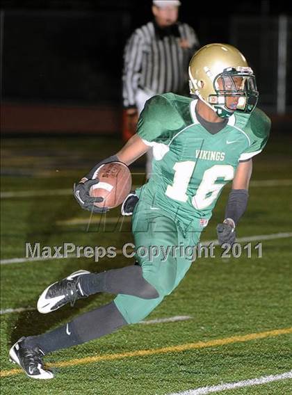 Thumbnail 1 in Blair vs. San Marino photogallery.