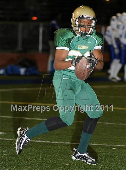 Thumbnail 3 in Blair vs. San Marino photogallery.