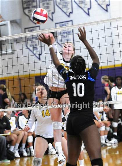 Thumbnail 1 in Walton vs. Edison (Durango Fall Classic) photogallery.