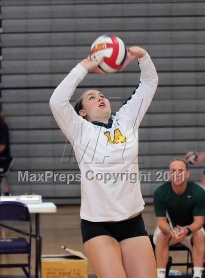 Thumbnail 1 in Walton vs. Edison (Durango Fall Classic) photogallery.