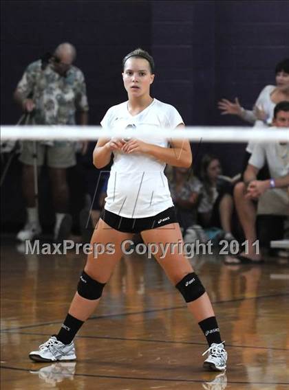 Thumbnail 3 in Walton vs. Edison (Durango Fall Classic) photogallery.