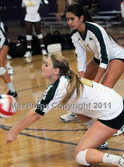 Thumbnail 3 in Walton vs. Edison (Durango Fall Classic) photogallery.