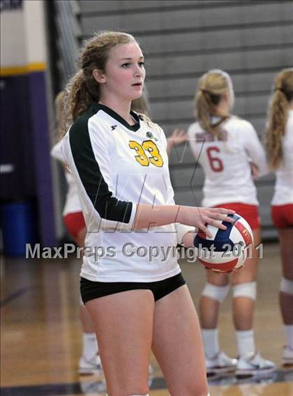 Thumbnail 2 in Walton vs. Edison (Durango Fall Classic) photogallery.