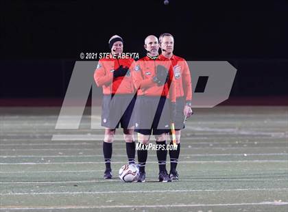 Thumbnail 2 in Rampart vs. Arapahoe (CHSAA 5A Second Round) photogallery.