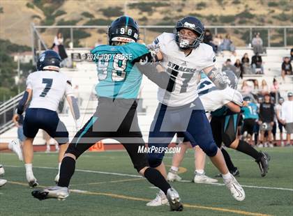 Thumbnail 3 in Farmington vs Syracuse photogallery.