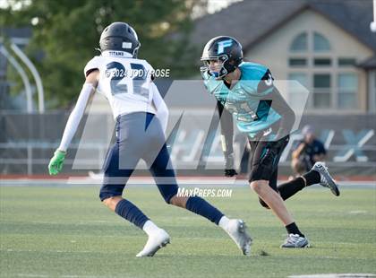 Thumbnail 1 in Farmington vs Syracuse photogallery.
