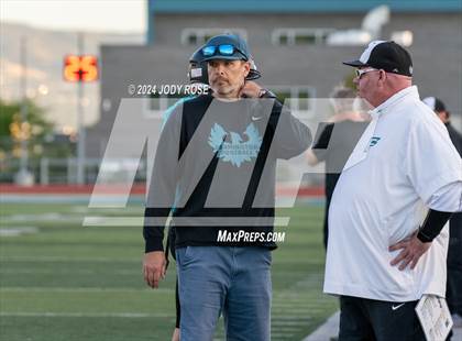 Thumbnail 1 in Farmington vs Syracuse photogallery.