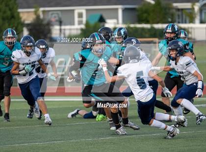 Thumbnail 1 in Farmington vs Syracuse photogallery.