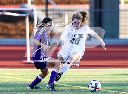 Thumbnail 1 in Issaquah @ Skyline photogallery.