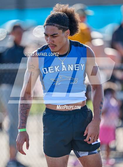 Thumbnail 1 in UIL 6A Track & Field Area 13&14 (200M) photogallery.