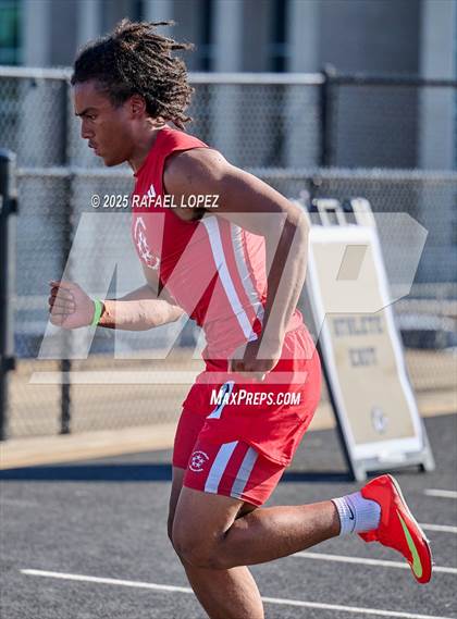 Thumbnail 2 in UIL 6A Track & Field Area 13&14 (200M) photogallery.