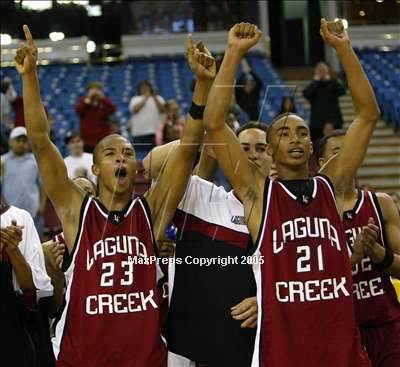 Thumbnail 3 in Laguna Creek vs. Franklin (D1 Sec. Final)#2 photogallery.
