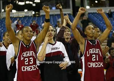 Thumbnail 1 in Laguna Creek vs. Franklin (D1 Sec. Final)#2 photogallery.