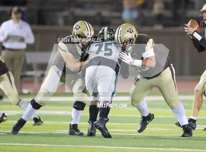 Thumbnail 1 in Murrieta Mesa vs St Francis (CIF SS Div 6 Semi-Final)  photogallery.