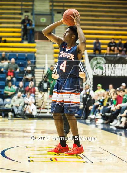 Thumbnail 1 in Chaminade @ De La Salle (Maxpreps MLK Classic) photogallery.