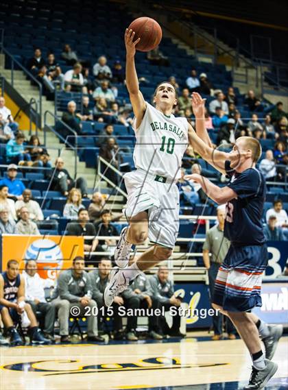 Thumbnail 3 in Chaminade @ De La Salle (Maxpreps MLK Classic) photogallery.