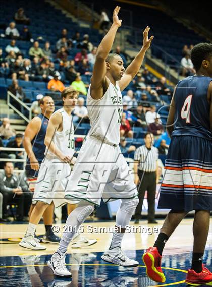 Thumbnail 3 in Chaminade @ De La Salle (Maxpreps MLK Classic) photogallery.