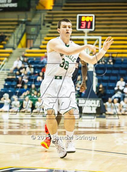 Thumbnail 3 in Chaminade @ De La Salle (Maxpreps MLK Classic) photogallery.