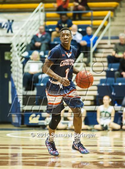 Thumbnail 2 in Chaminade @ De La Salle (Maxpreps MLK Classic) photogallery.