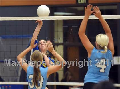 Thumbnail 3 in Lincoln @ Center photogallery.
