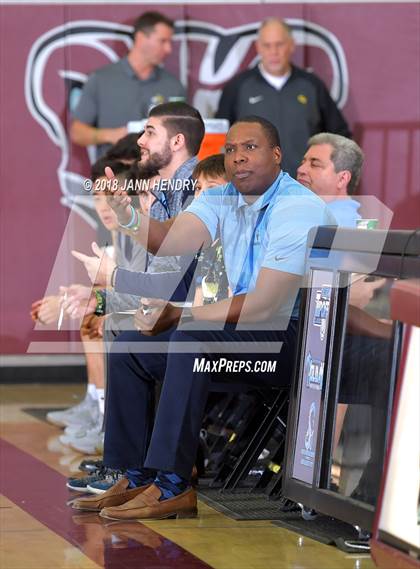 Thumbnail 3 in Salesian vs. Crescenta Valley (Rancho Mirage Holiday Invitational) photogallery.