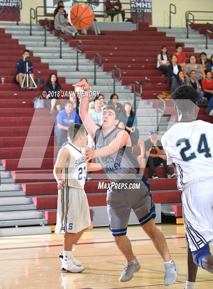 Thumbnail 2 in Salesian vs. Crescenta Valley (Rancho Mirage Holiday Invitational) photogallery.