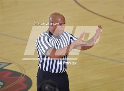 Thumbnail 2 in Salesian vs. Crescenta Valley (Rancho Mirage Holiday Invitational) photogallery.