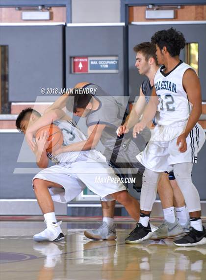 Thumbnail 3 in Salesian vs. Crescenta Valley (Rancho Mirage Holiday Invitational) photogallery.