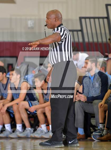 Thumbnail 2 in Salesian vs. Crescenta Valley (Rancho Mirage Holiday Invitational) photogallery.