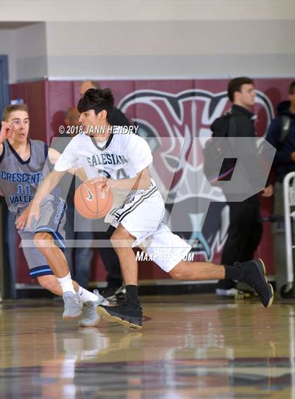 Thumbnail 3 in Salesian vs. Crescenta Valley (Rancho Mirage Holiday Invitational) photogallery.