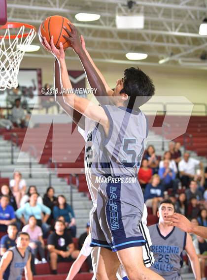 Thumbnail 3 in Salesian vs. Crescenta Valley (Rancho Mirage Holiday Invitational) photogallery.