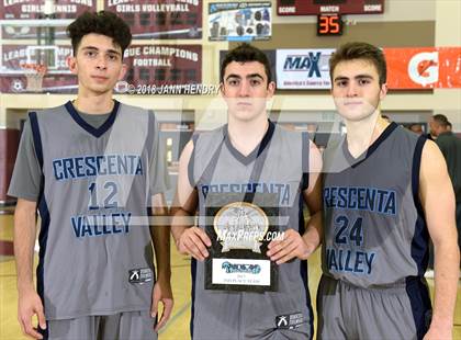 Thumbnail 3 in Salesian vs. Crescenta Valley (Rancho Mirage Holiday Invitational) photogallery.