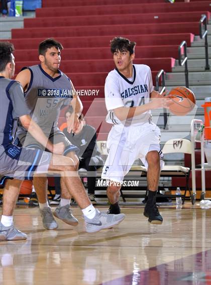 Thumbnail 3 in Salesian vs. Crescenta Valley (Rancho Mirage Holiday Invitational) photogallery.