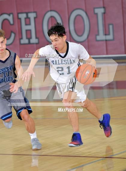 Thumbnail 2 in Salesian vs. Crescenta Valley (Rancho Mirage Holiday Invitational) photogallery.