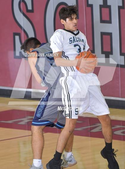 Thumbnail 3 in Salesian vs. Crescenta Valley (Rancho Mirage Holiday Invitational) photogallery.
