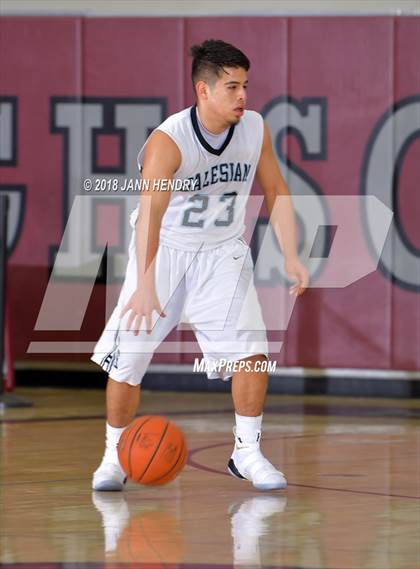 Thumbnail 2 in Salesian vs. Crescenta Valley (Rancho Mirage Holiday Invitational) photogallery.