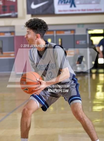 Thumbnail 2 in Salesian vs. Crescenta Valley (Rancho Mirage Holiday Invitational) photogallery.